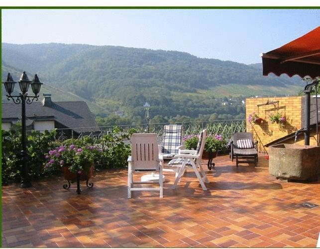 Gaestehaus Kiesgen-Mendgen Bernkastel-Kues Esterno foto