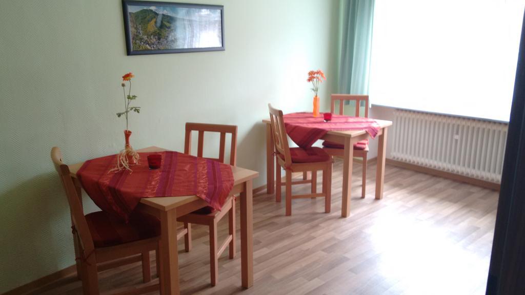 Gaestehaus Kiesgen-Mendgen Bernkastel-Kues Esterno foto
